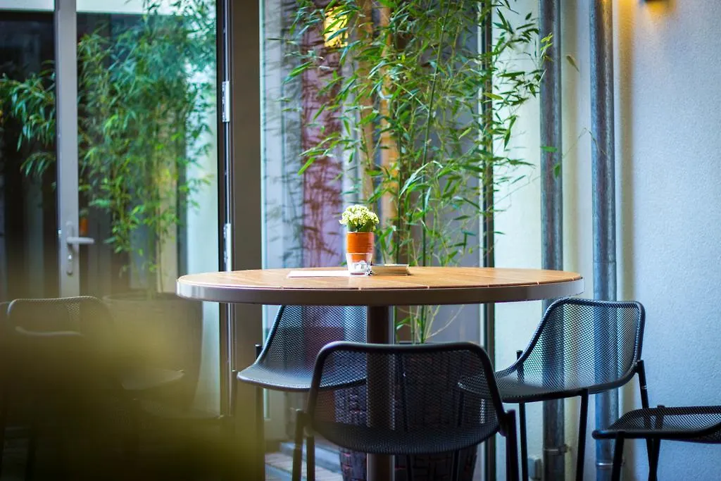 Hotel Marcel Bruggy 3*,