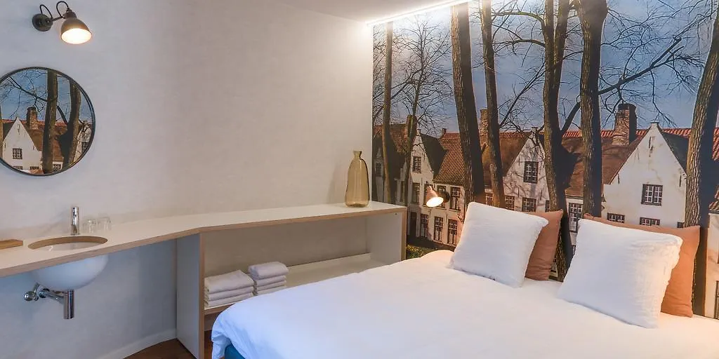 Hotel Marcel Brujas